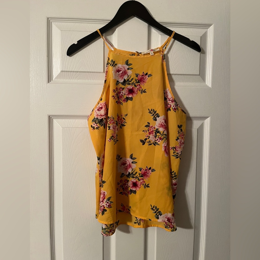 🐠Wishful Park Woman’s Top. Size Large.